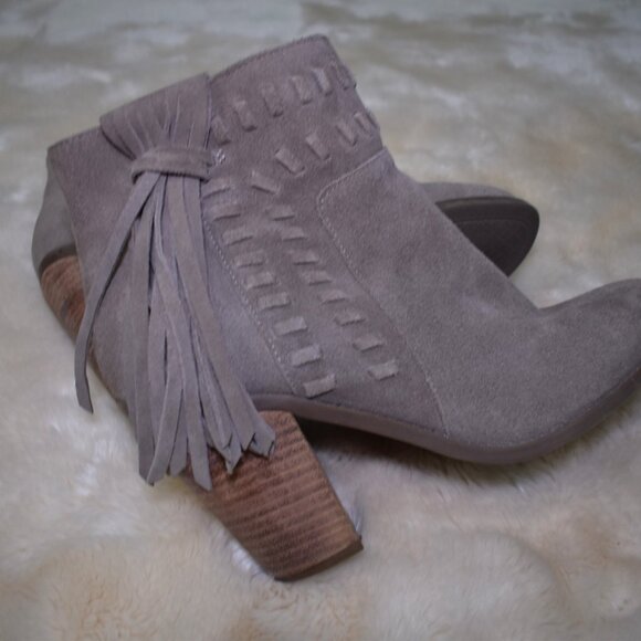 Jessica Simpson Suede Cowgirl Fringe Ankle Booties Brown Western Size 9.5 - Picture 13 of 13